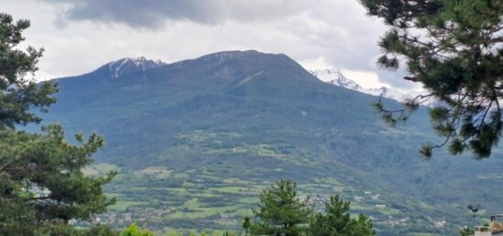 Terrain à bâtir à , Hautes-Alpes
