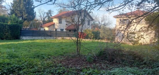 Terrain à bâtir à Saint-Gervais, Auvergne-Rhône-Alpes