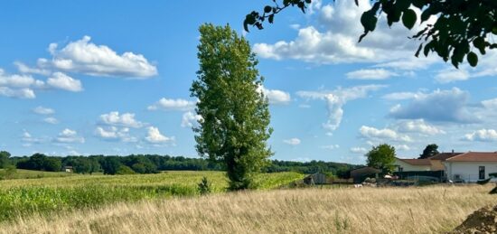 Terrain à bâtir à , Ain