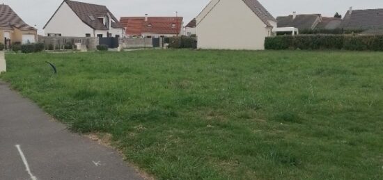 Terrain à bâtir à , Somme