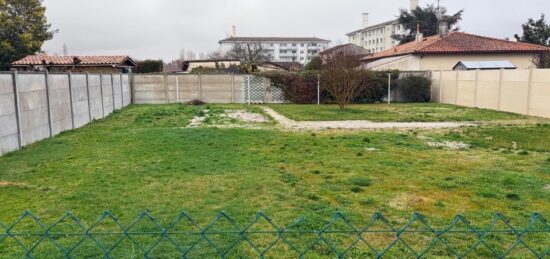 Terrain à bâtir à Saint-Médard-en-Jalles, Nouvelle-Aquitaine