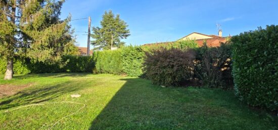 Terrain à bâtir à , Dordogne