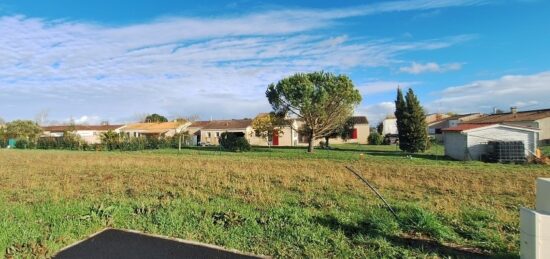 Terrain à bâtir à Pisany, Nouvelle-Aquitaine