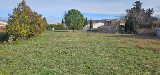 Terrain à bâtir à Puyvert, Provence-Alpes-Côte d'Azur