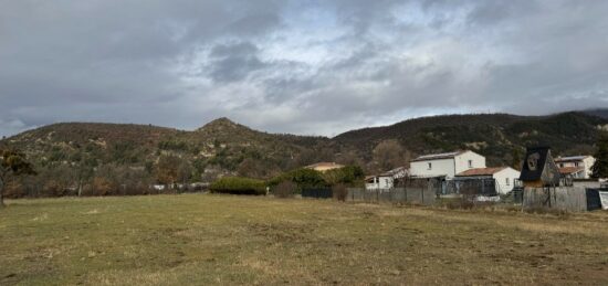 Terrain à bâtir à , Alpes-de-Haute-Provence