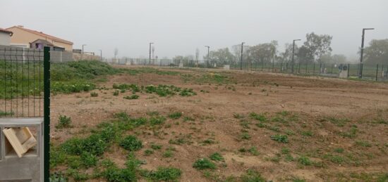 Terrain à bâtir à Pouzolles, Occitanie