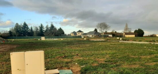 Terrain à bâtir à Neuville-sur-Sarthe, Pays de la Loire