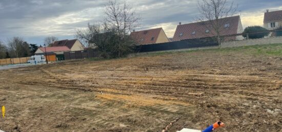 Terrain à bâtir à Chaumont-en-Vexin, Hauts-de-France