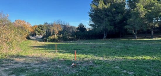 Terrain à bâtir à Eyguières, Provence-Alpes-Côte d'Azur