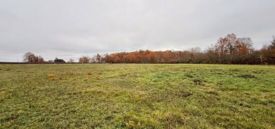 Terrain à bâtir à , Dordogne