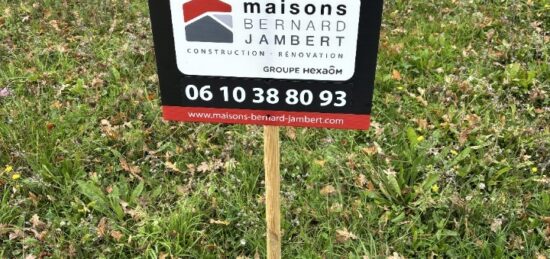 Terrain à bâtir à Bécon-les-Granits, Pays de la Loire