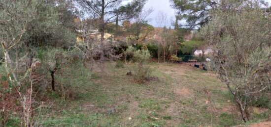 Terrain à bâtir à Salernes, Provence-Alpes-Côte d'Azur