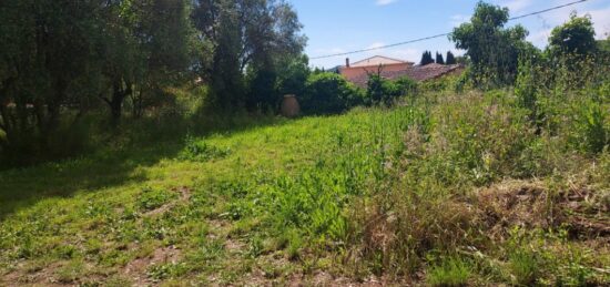 Terrain à bâtir à Cuers, Provence-Alpes-Côte d'Azur