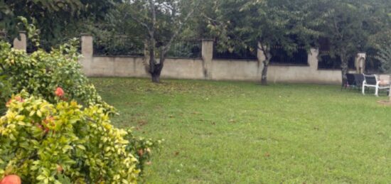 Terrain à bâtir à Galgon, Nouvelle-Aquitaine