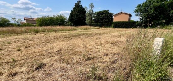 Terrain à bâtir à , Ain