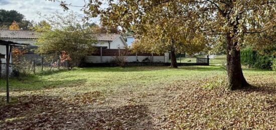 Terrain à bâtir à , Gironde