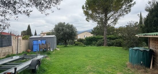 Terrain à bâtir à Aubagne, Provence-Alpes-Côte d'Azur