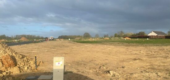 Terrain à bâtir à La Chapelle-d'Aligné, Pays de la Loire