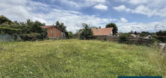 Terrain à bâtir à Saint-Lon-les-Mines, Nouvelle-Aquitaine