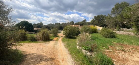 Terrain à bâtir à Saint-Maximin-la-Sainte-Baume, Provence-Alpes-Côte d'Azur