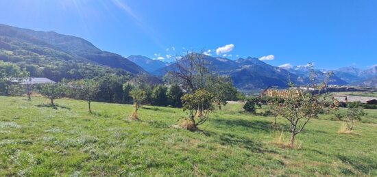 Terrain à bâtir à , Hautes-Alpes