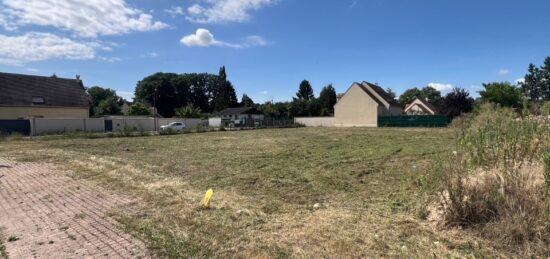 Terrain à bâtir à Hargeville, Île-de-France