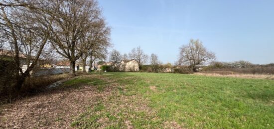 Terrain à bâtir à , Ain