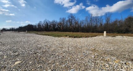 Roussillon Terrain à bâtir - 2441201-11092annonce320250709Hq9v2.jpeg Maisons France Confort