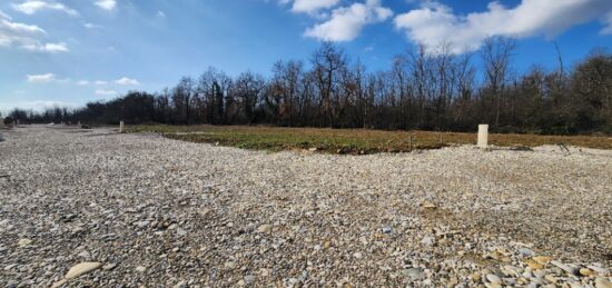 Terrain à bâtir à , Isère