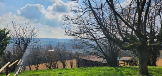 Terrain à bâtir à Chuzelles, Auvergne-Rhône-Alpes