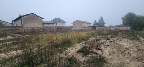 Terrain à bâtir à Lancié, Auvergne-Rhône-Alpes