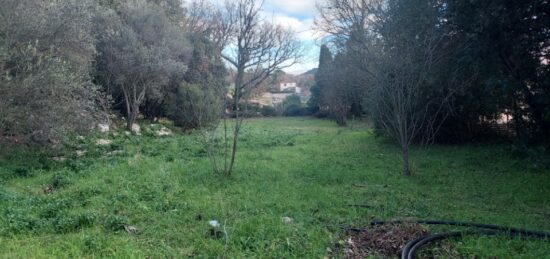 Terrain à bâtir à Camps-la-Source, Provence-Alpes-Côte d'Azur