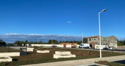 Redessan Terrain à bâtir - 2454039-3243annonce220260311utyUJ.jpeg Maisons France Confort