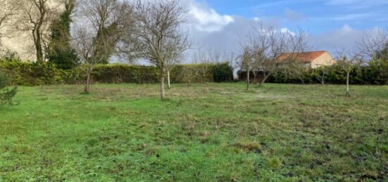 Terrain à bâtir à Saint-Jean-d'Angély, Nouvelle-Aquitaine