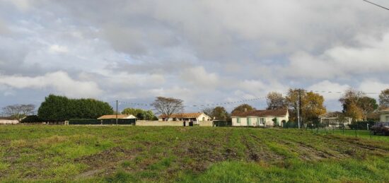Terrain à bâtir à , Gironde