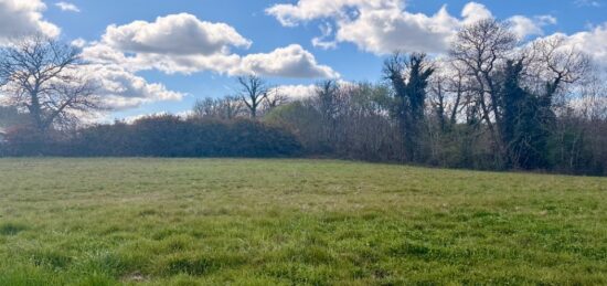 Terrain à bâtir à , Dordogne