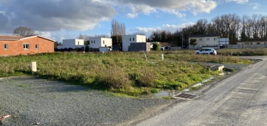 Terrain à bâtir à Le Taillan-Médoc, Nouvelle-Aquitaine