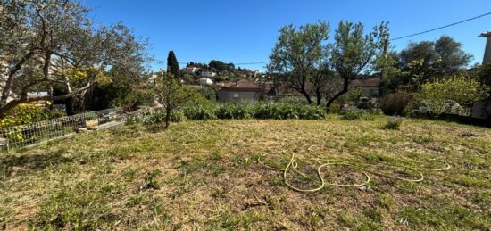 Maison neuve à , Var