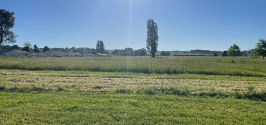 Terrain à bâtir à Civrac-de-Blaye, Nouvelle-Aquitaine