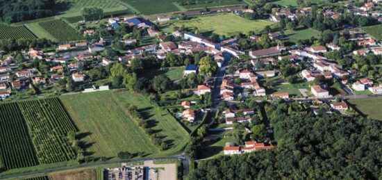 Terrain à bâtir à Cozes, Nouvelle-Aquitaine