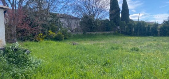 Terrain à bâtir à Lauris, Provence-Alpes-Côte d'Azur
