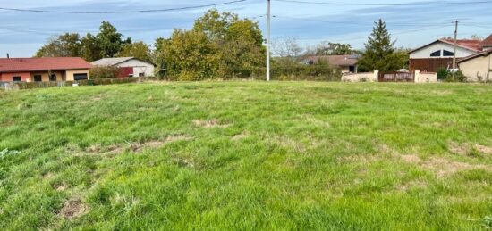 Terrain à bâtir à , Ain