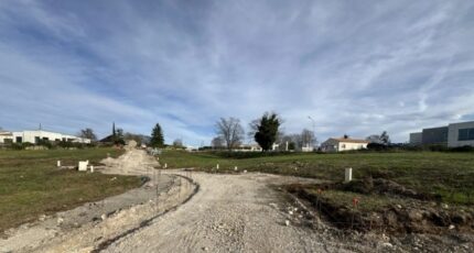 Angoulême Terrain à bâtir - 2486121-11800annonce3202604151kCaZ.jpeg Maisons France Confort