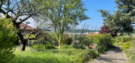 Terrain à bâtir à Grigny, Auvergne-Rhône-Alpes