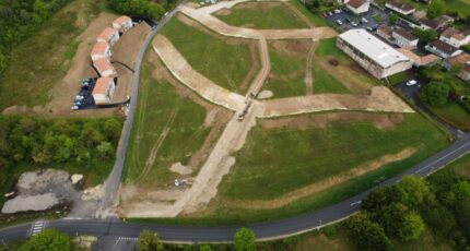 Touvre Terrain à bâtir - 2447848-11800annonce320260304xnMNh.jpeg Maisons France Confort