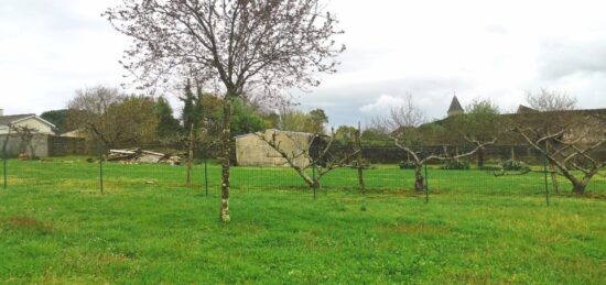 Terrain à bâtir à Saint-Pierre-d'Aurillac, Nouvelle-Aquitaine