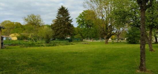 Terrain à bâtir à Verneuil-sur-Vienne, Nouvelle-Aquitaine