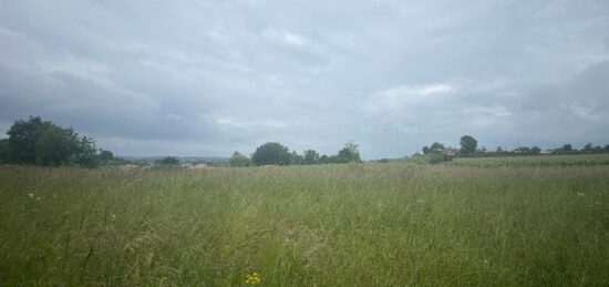 Terrain à bâtir à Saint-Yzan-de-Soudiac, Nouvelle-Aquitaine