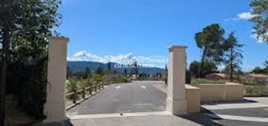 Terrain à bâtir à Cadenet, Provence-Alpes-Côte d'Azur