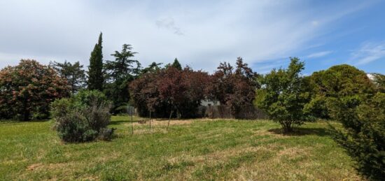 Terrain à bâtir à Salignac-sur-Charente, Nouvelle-Aquitaine
